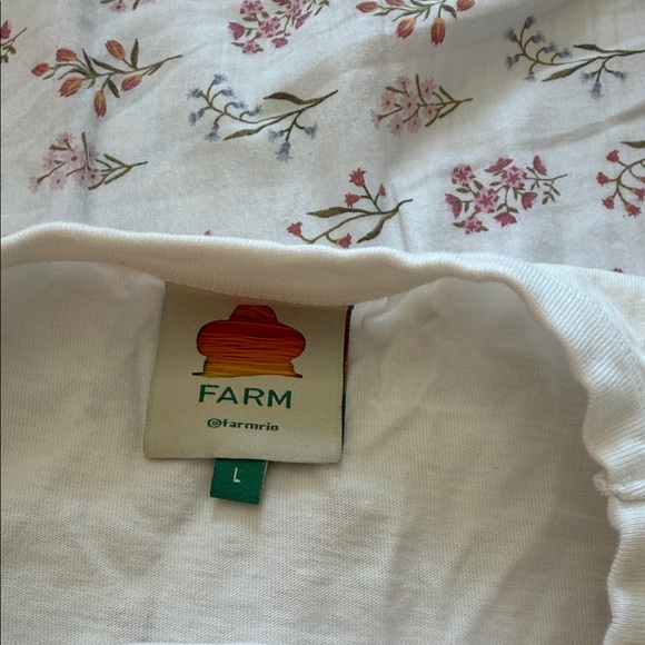 Farm Rio tee shirt - Picture 2 of 3